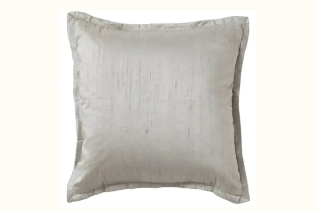 How to Choose Cushion Covers That Actually Last