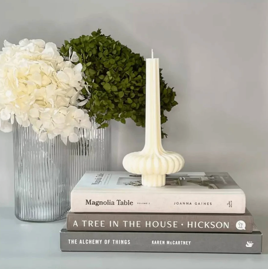 Sculptural soy wax candle in the Sophia form