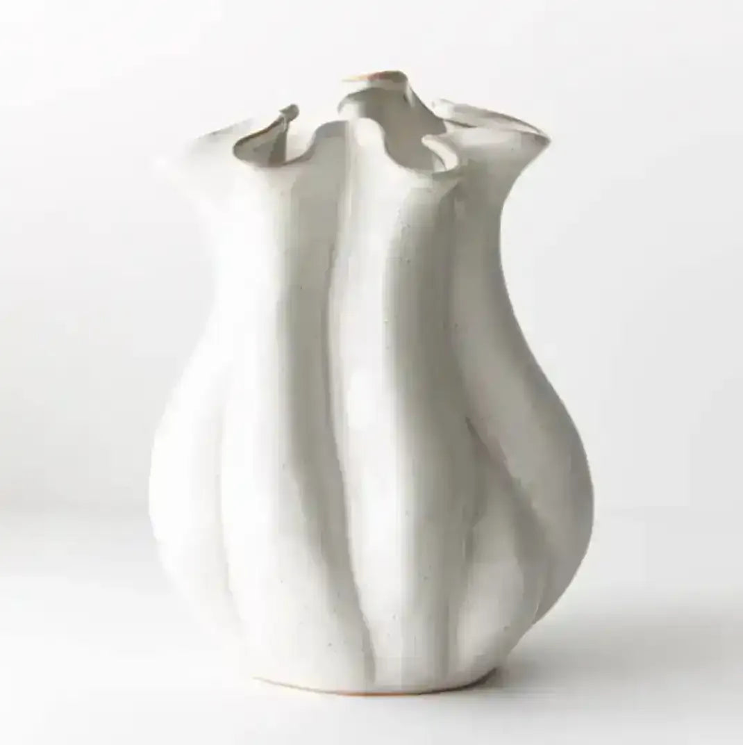 Annabella Vase - White – Elegant vessel for fresh or dried blooms | House of Dudley