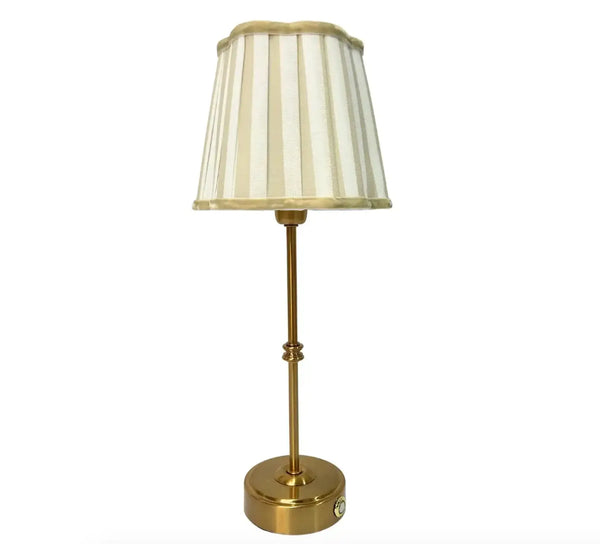 Table Lamp USB - Beige Stripe Scallop Shade & Gold Base | House of Dudley