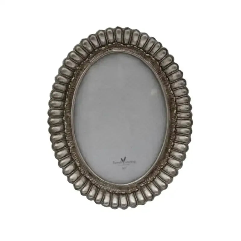 Fanned Oval Frame Pewter Finish 5x7" | House of Dudley