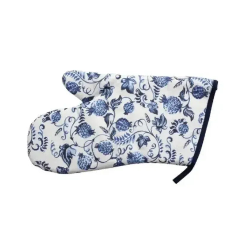 Hamptons Oven Mitt from House of Dudley