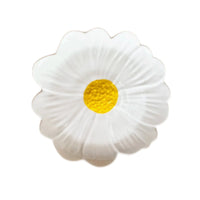 Thumbnail for Noss & Co White Flower Plate – Textured Yellow Centre