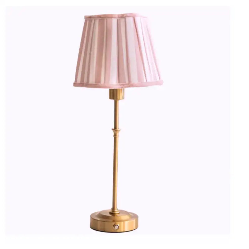 {{ product_title }} – {{ collection_name }} | House of Dudley