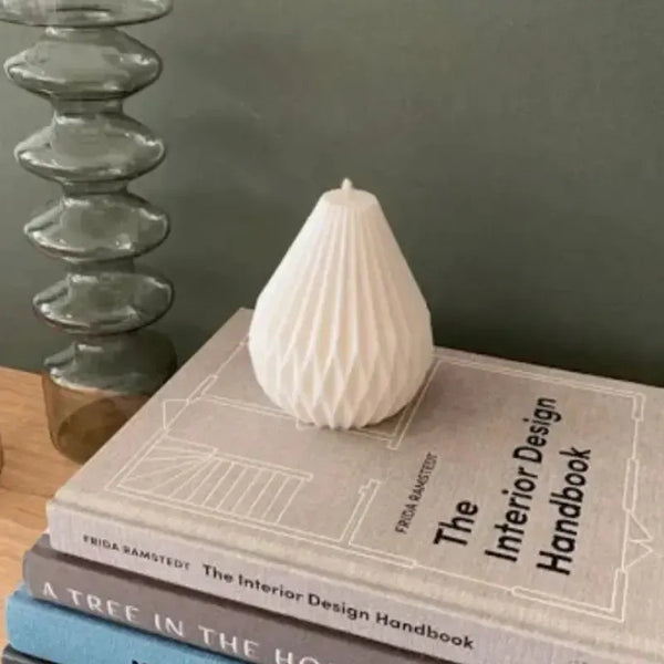 Sculptural Soy Wax Candle - Origami Pear